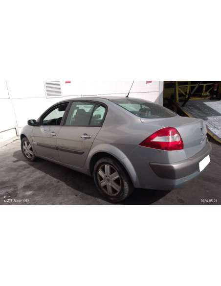 renault megane ii classic berlina del año 2005