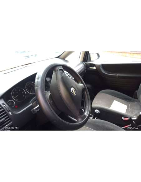opel zafira a del año 2005