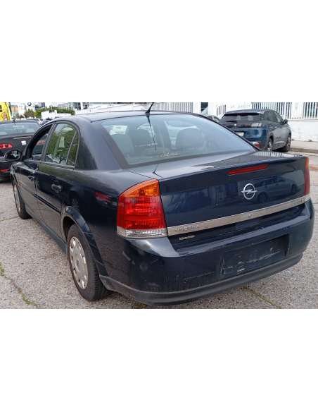 opel vectra c berlina del año 2003
