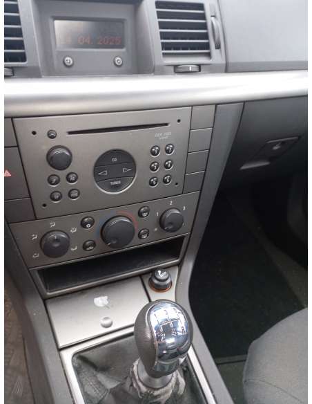 opel vectra c berlina del año 2003