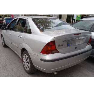 ford focus berlina (cak) del año 2003 2