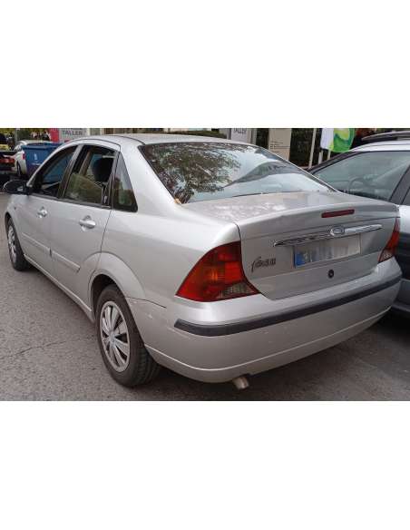 ford focus berlina (cak) del año 2003
