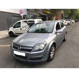 opel astra h berlina del año 2005
