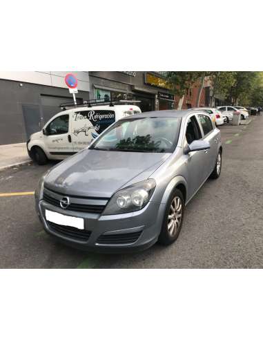opel astra h berlina del año 2005