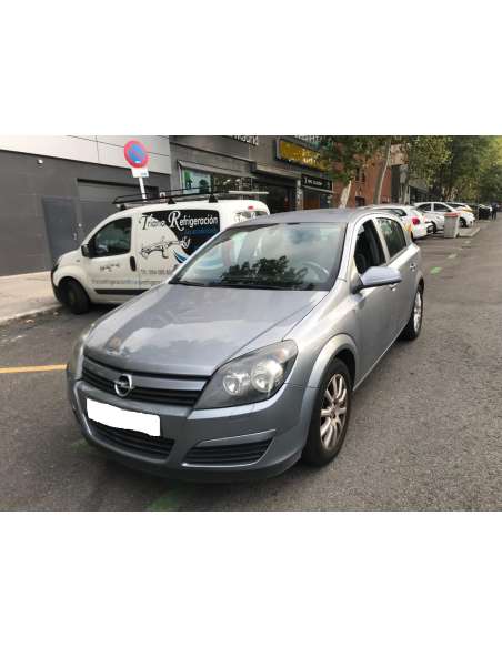opel astra h berlina del año 2005
