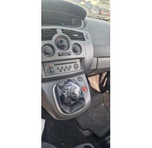 renault scenic ii del año 2005 2