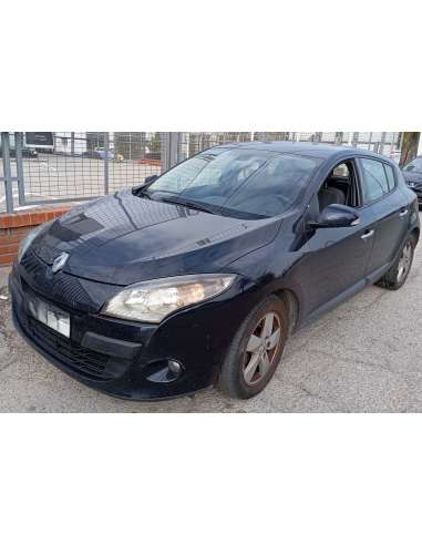 renault megane iii berlina 5 p del año 2009