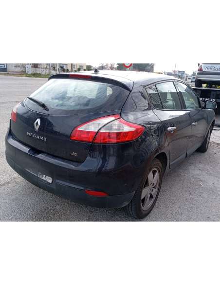 renault megane iii berlina 5 p del año 2009