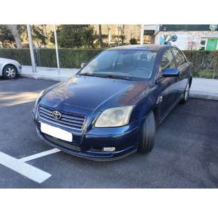toyota avensis berlina (t25) del año 2004