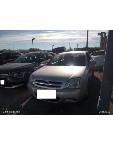 opel vectra c berlina del año 2005