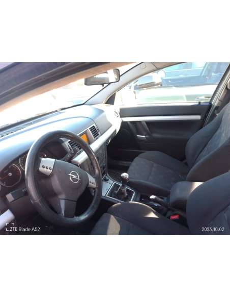 opel vectra c berlina del año 2005