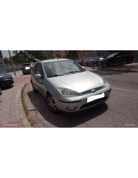ford focus berlina (cak) del año 2004