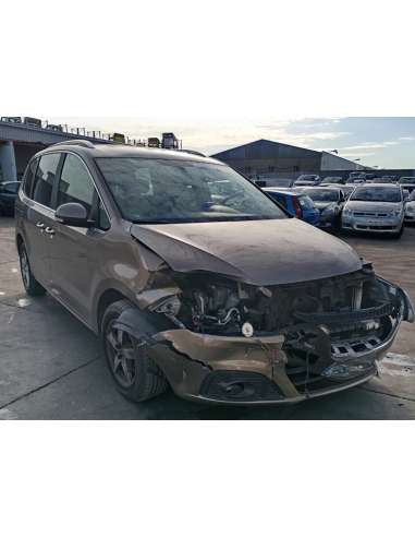 seat alhambra (710) del año 2015
