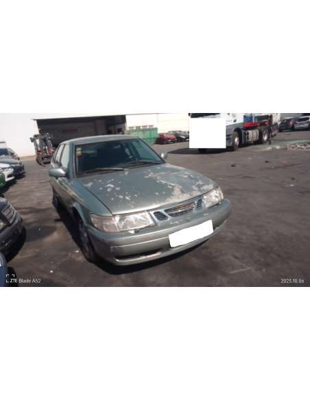 saab 9-3 berlina del año 2001