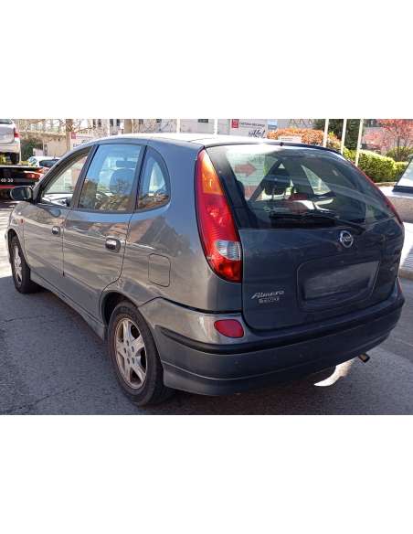 nissan almera tino (v10m) del año 2006