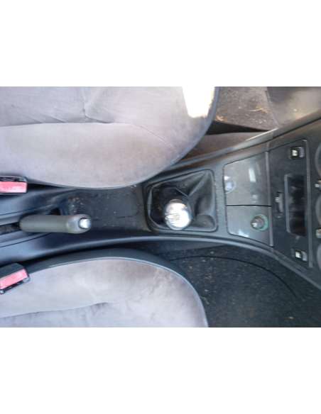 citroën xsara berlina del año 2003