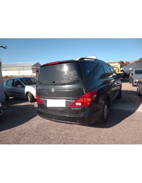 ssangyong rodius del año 2008