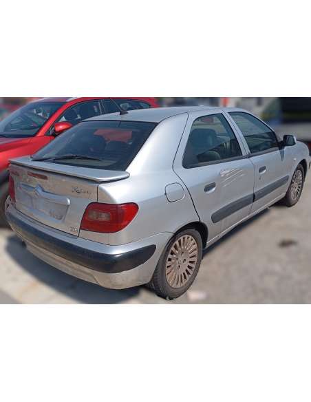 citroën xsara berlina del año 2003