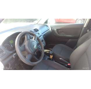 skoda fabia combi (5j5) del año 2011 2