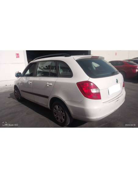 skoda fabia combi (5j5) del año 2011