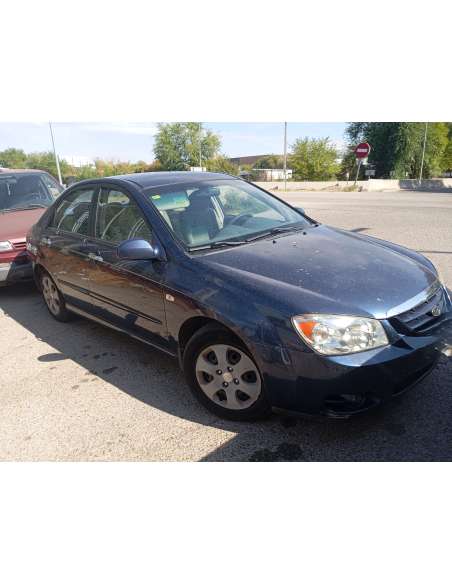 kia cerato del año 2005