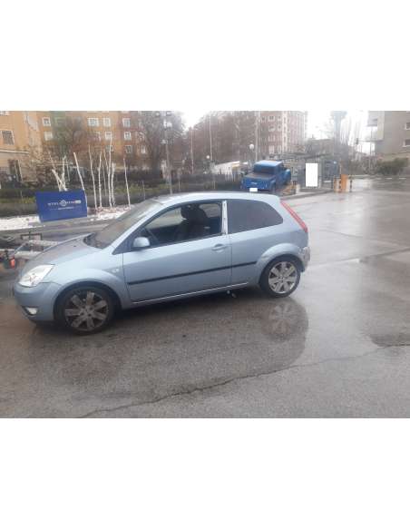 ford fiesta (cbk) del año 2005