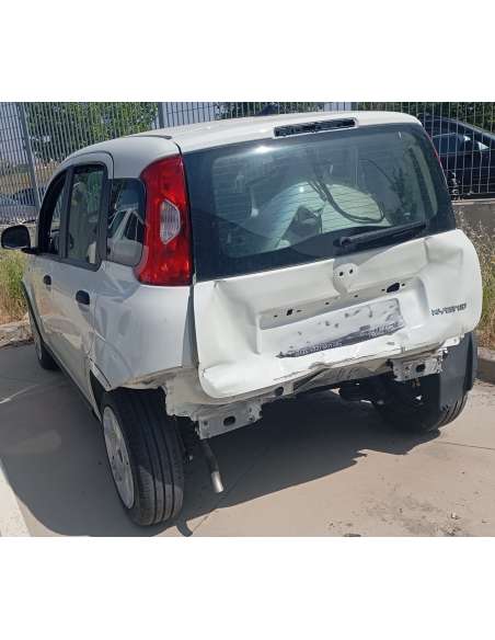 fiat panda (319) del año 2023