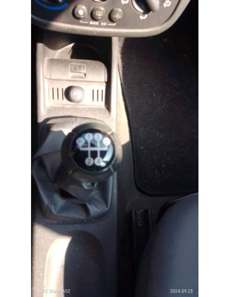 opel corsa c del año 2002