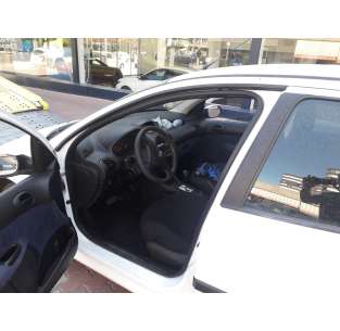 peugeot 206 berlina del año 2003 2