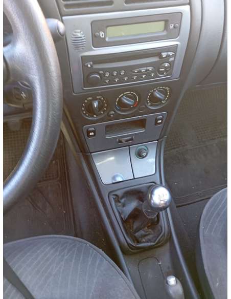 citroën xsara berlina del año 2003