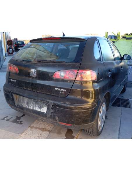 seat ibiza (6l1) del año 2003