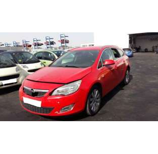 opel astra j sports tourer del año 2012