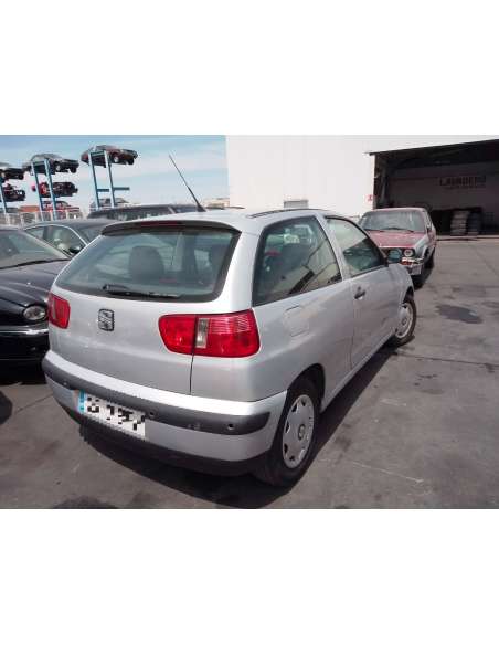seat ibiza (6k1) del año 2001