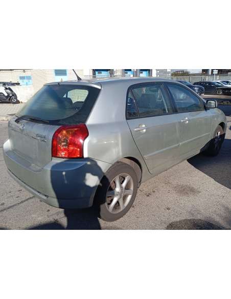 toyota corolla (e12) del año 2005