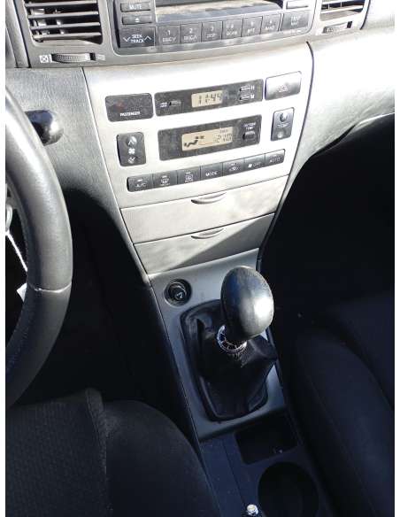 toyota corolla (e12) del año 2005