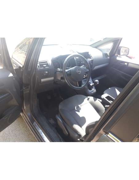opel zafira b del año 2010