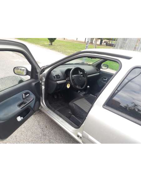 renault clio ii fase ii (b/cb0) del año 2006
