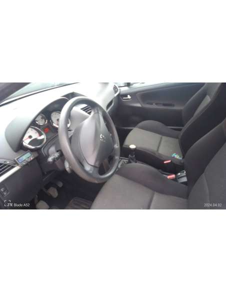 peugeot 207 cc del año 2010