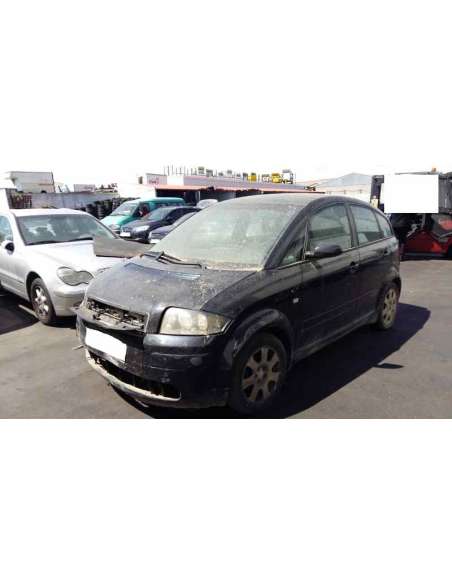 audi a2 (8z) del año 2001