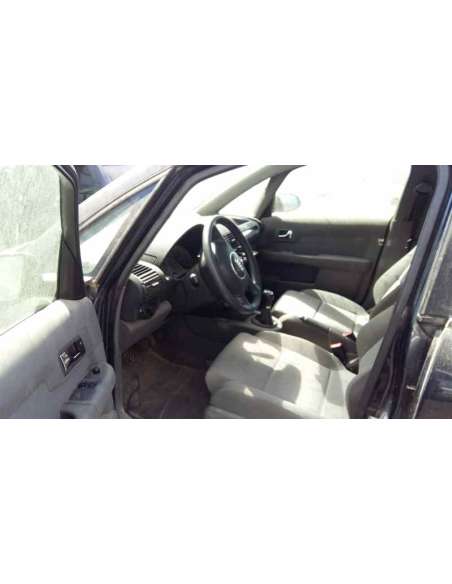 audi a2 (8z) del año 2001