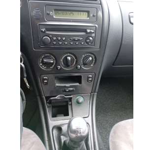 citroën xsara berlina del año 1999 2