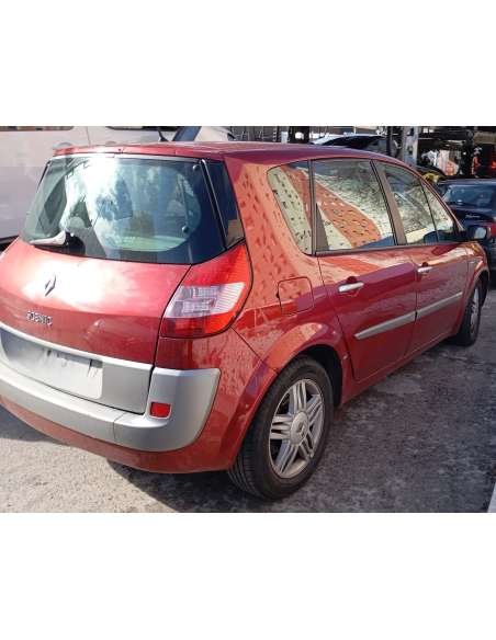renault scenic ii del año 2004