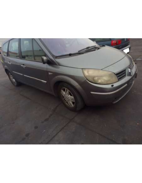 renault scenic ii del año 2004