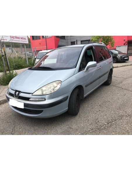 peugeot 807 del año 2003