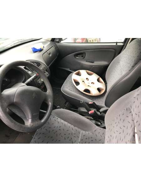 peugeot 807 del año 2003