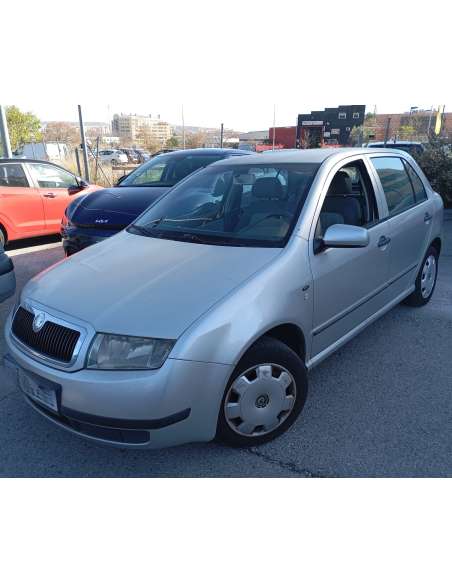 skoda fabia (6y2/6y3) del año 2001
