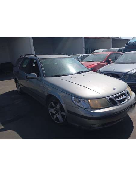 saab 9-5 familiar del año 2004