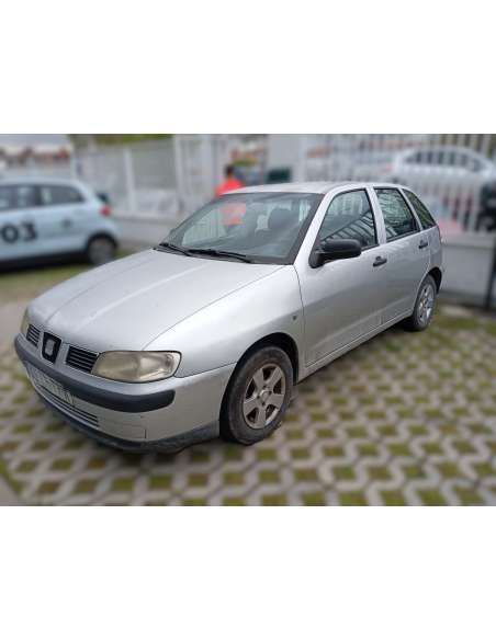 seat ibiza (6k1) del año 2001