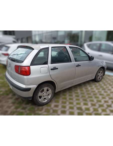 seat ibiza (6k1) del año 2001