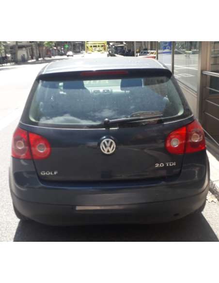 volkswagen golf v berlina (1k1) del año 2004